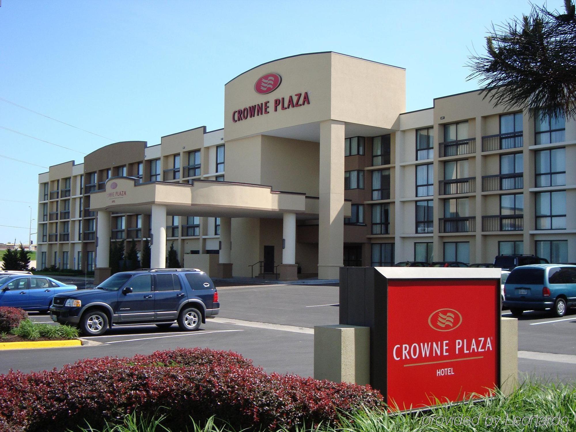 Radisson Hotel Lenexa Overland Park Экстерьер фото